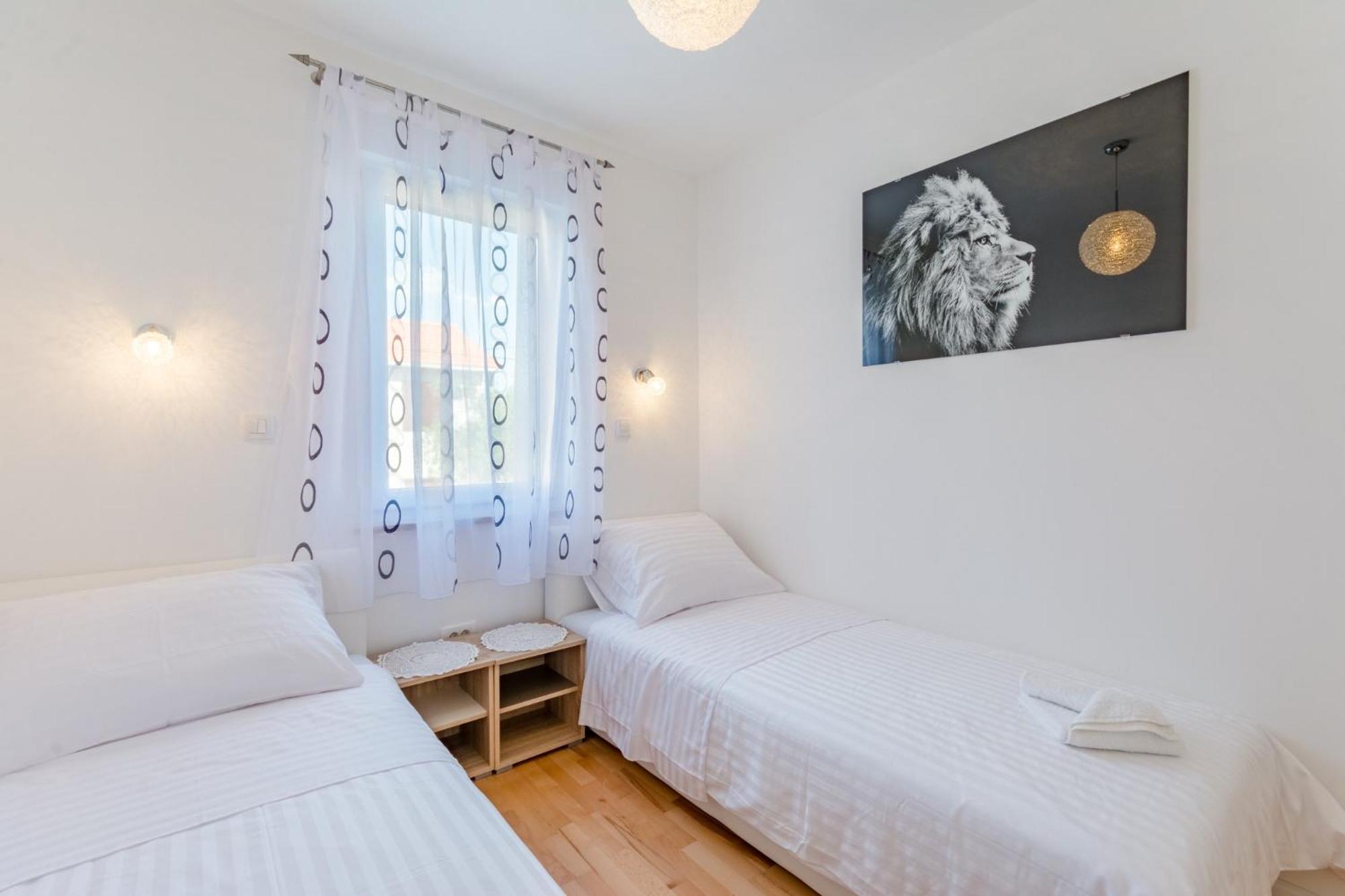 Apartments The Brothers Supetar Zimmer foto