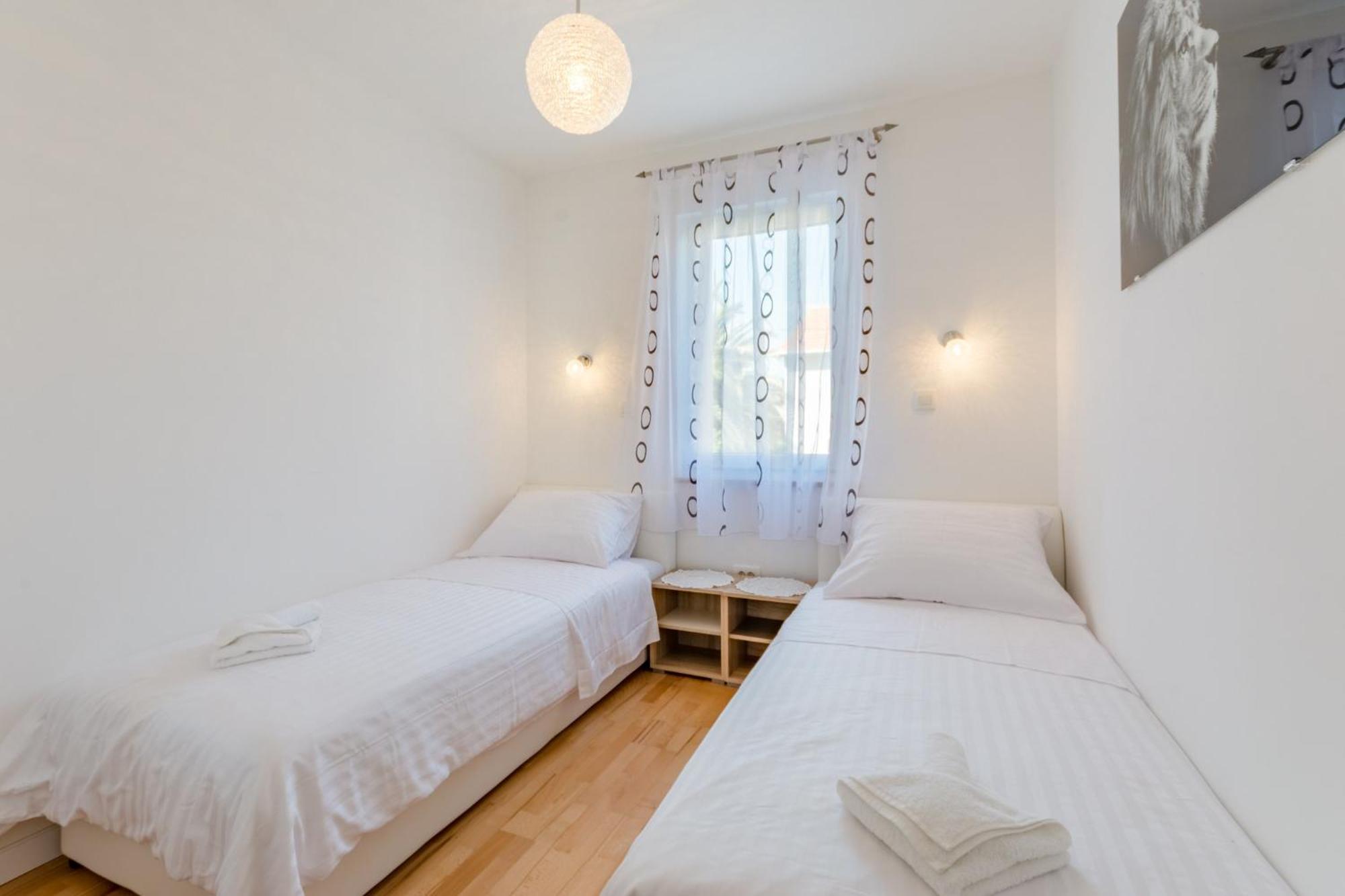 Apartments The Brothers Supetar Zimmer foto